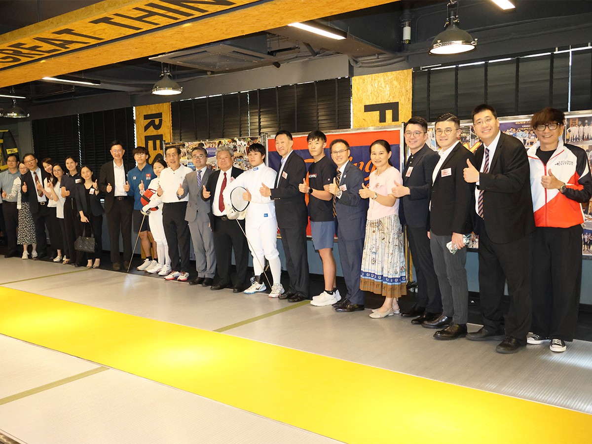 教育局副局長出席圓玄學院姊妹學校活動 - 劍擊體驗交流及比賽 (2025年10月6日)手機版