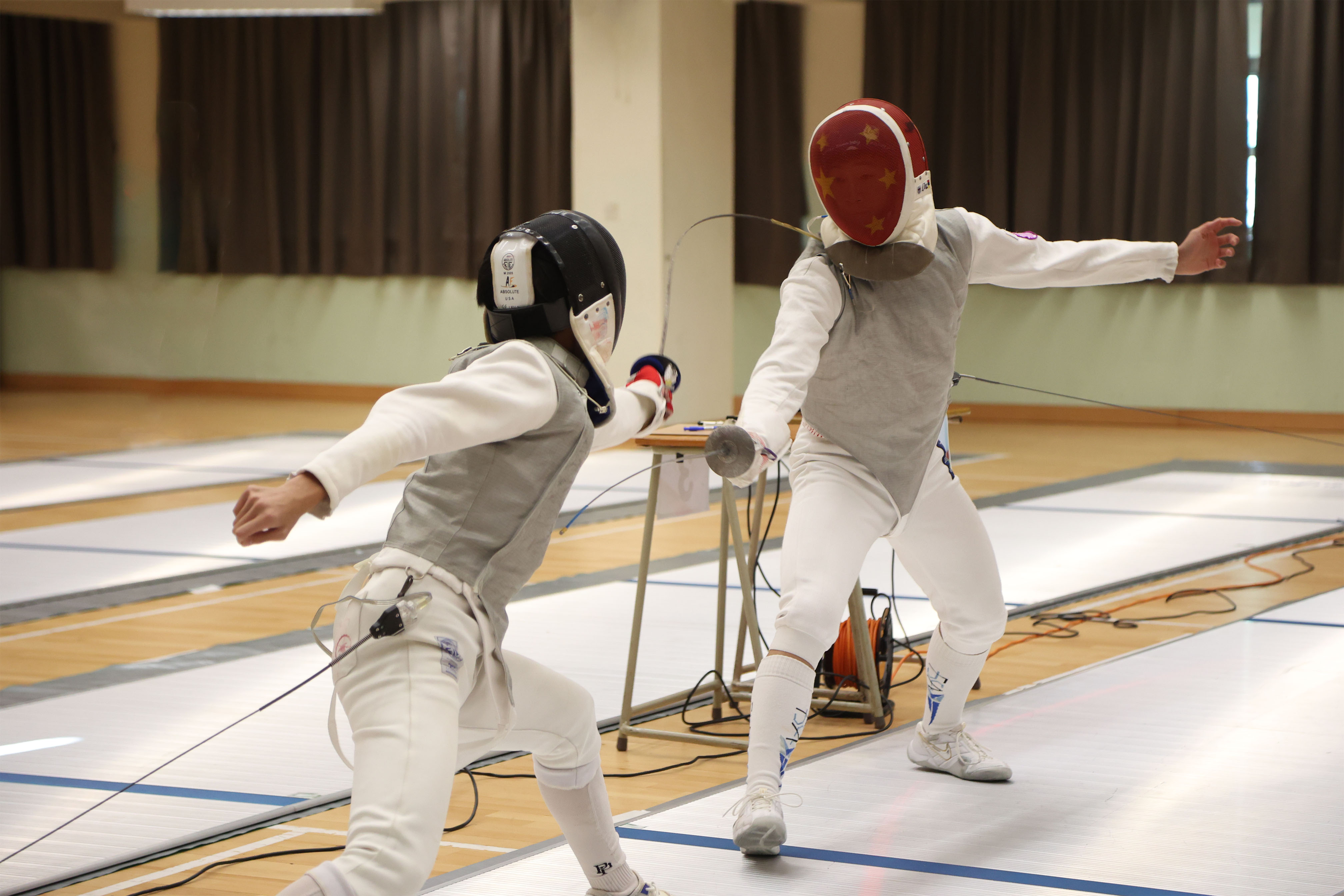 爭標組進行劍擊決賽。